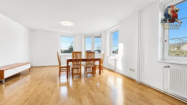 Byt 4+kk 134 m2 (71.000kč/m2) s dvěma balkony, Olomouc, Slavonínská. — fotografie 2