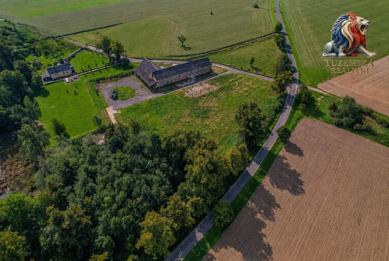 Výjimečný areál s obrovským potenciálem u Opavy | 12 000 m&sup2; | 7 990 000 Kč