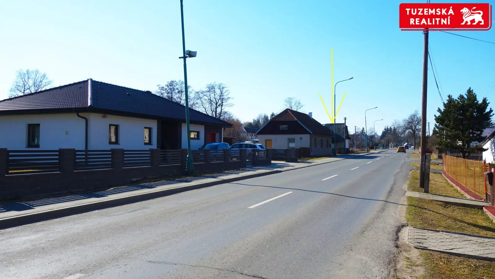 Vyberte si, na které straně pozemku si postavíte nový rodinný dům v obci Jedlová