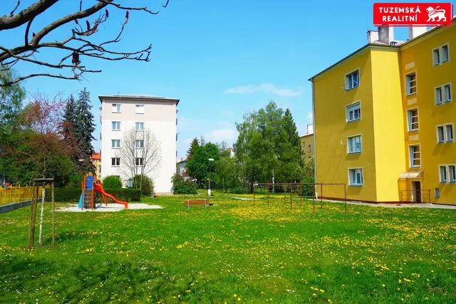 Pronájem prostorného bytu 2+1 o výměře 68m2 v blízkosti centra — fotografie 2