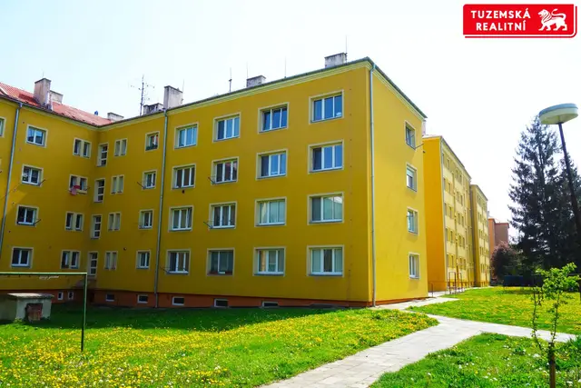 Pronájem prostorného bytu 2+1 o výměře 68m2 v blízkosti centra — fotografie 3
