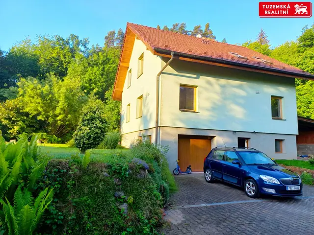 Dům 4+kk v Dolní Lhotě u Blanska s pozemkem 6373m2 s vlastním lesem. — fotografie 3