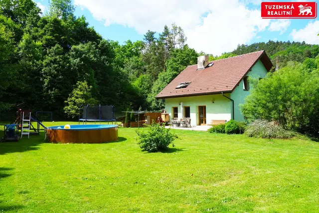 Dům 4+kk v Dolní Lhotě u Blanska s pozemkem 6373m2 s vlastním lesem. — fotografie 4