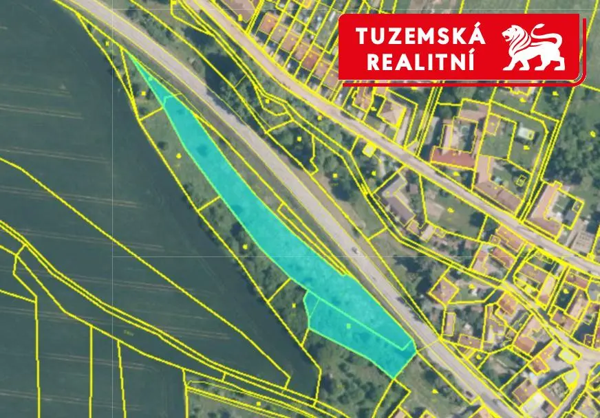Stavební pozemek na výrobní a skladovací haly, kanceláře atd. v Šebrově mezi Blanskem a Brnem.