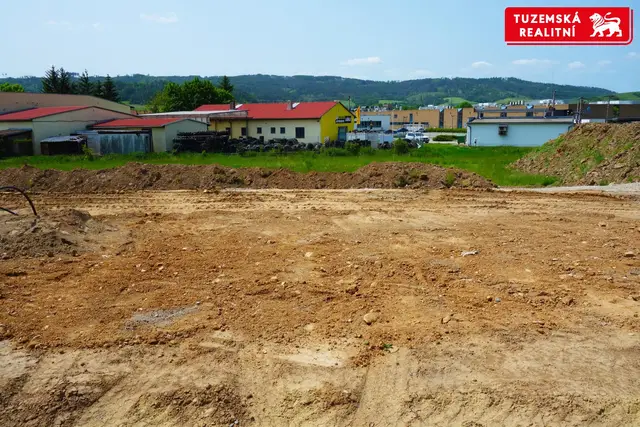 Stavební pozemek č. 5 o  ploše 994 m2 na rodinný dům v Ráječku u Blanska — fotografie 4