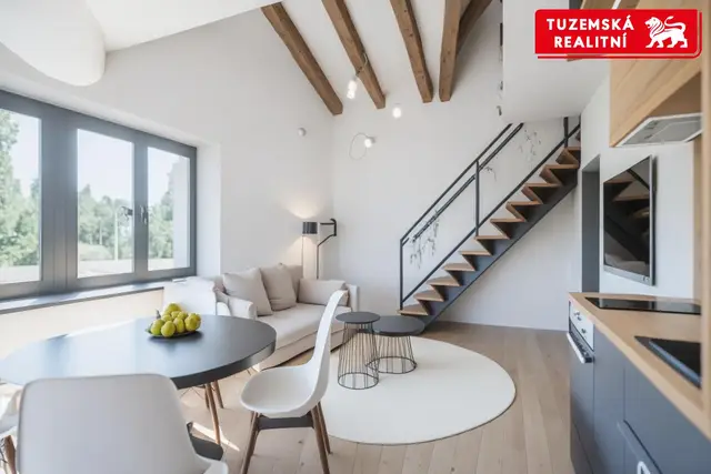 Jeseníky - Vaše místo pro dokonalou relaxaci: Byt 2+kk, 49m2, s galerií v Údolí Rejhotice. — fotografie 2