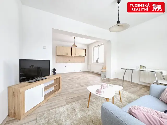Rodinný dům 6+kk+1, k bydlení, rekreaci či na pronájem turistům. v Mostkově v Jeseníkách. — fotografie 3