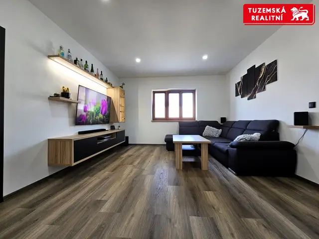 Zrekonstruovaný byt 3+1 se zahradou, tepelným čerpadlem, klimatizací a parkováním v Olomouci . — fotografie 3