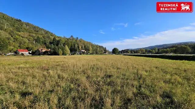 Stavební pozemek k bydlení a komerci v Rozhraní na trase Brno - Svitavy. — fotografie 3