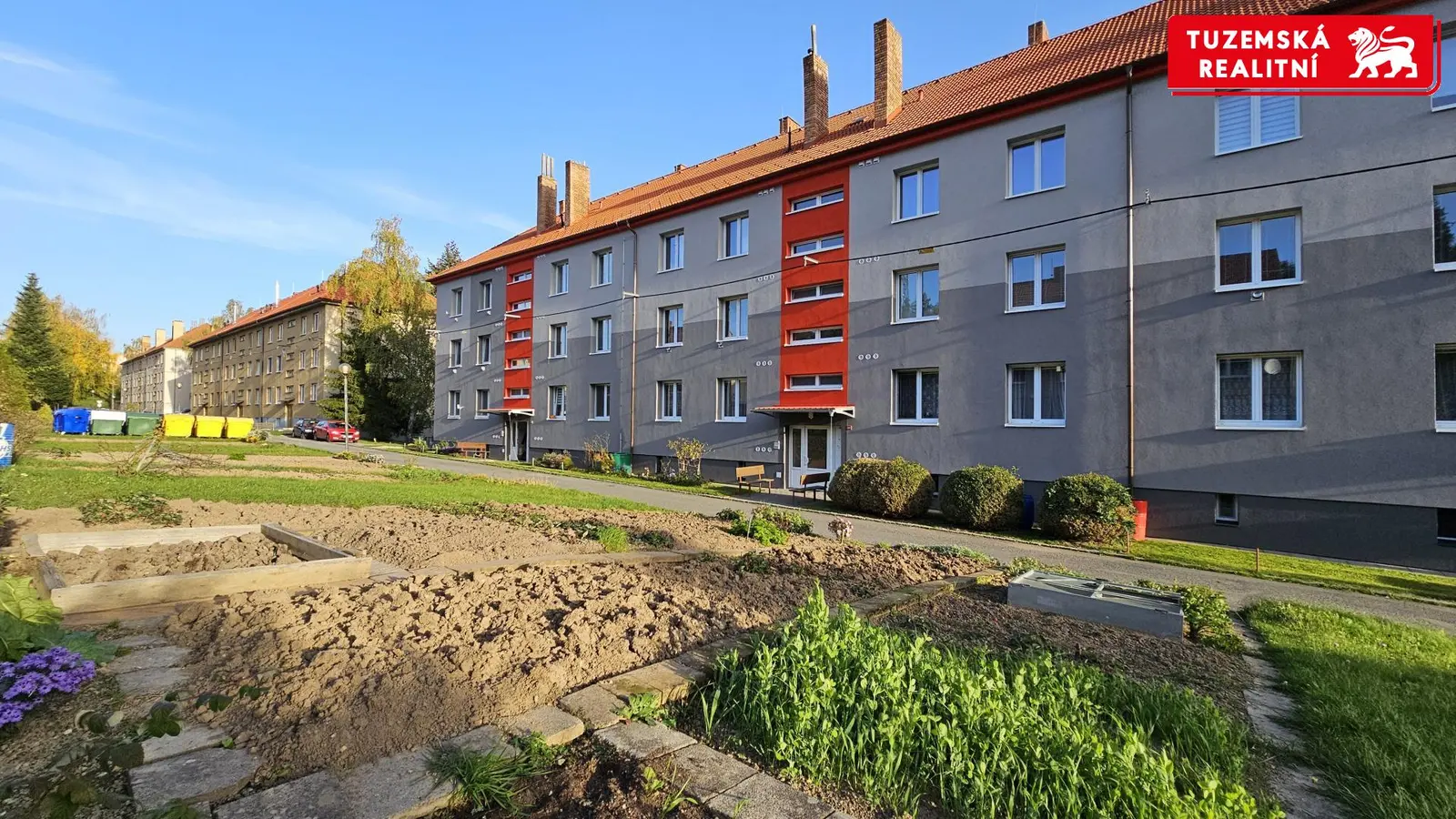 Pěkný zrekonstruovaný byt 2+1 o 59m2, v hezkém revitalizovaném bytovém domě ve Velkých Opatovicích.