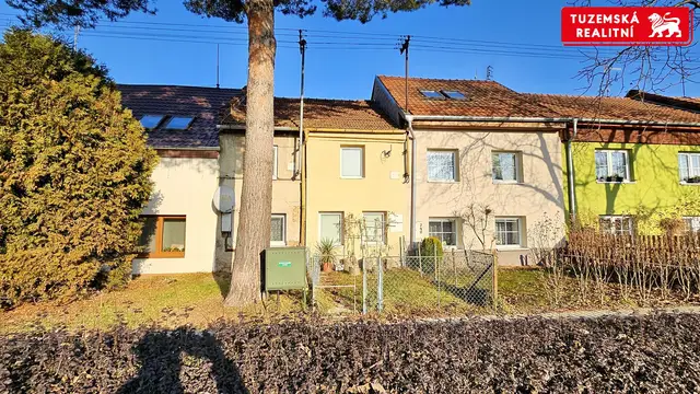 Útulný dům 2+1 se zahrádkou a uzavřeným dvorkem ve Smržicích u Prostějova — fotografie 2