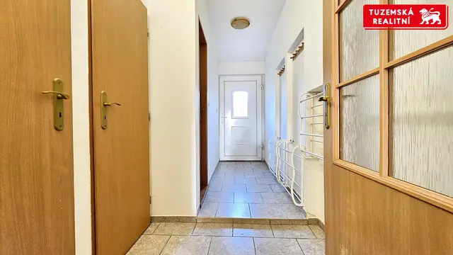 Útulný dům 2+1 se zahrádkou a uzavřeným dvorkem ve Smržicích u Prostějova — fotografie 5