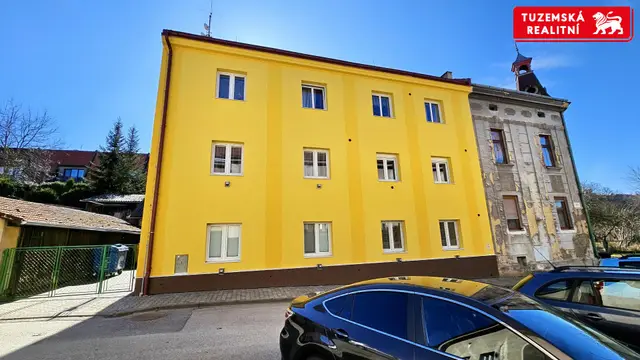 Zrekonstruovaný byt 2+1 k pronájmu, Letovice, ulice Nová. — fotografie 2
