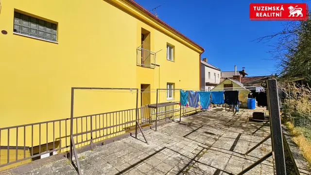Zrekonstruovaný byt 2+1 k pronájmu, Letovice, ulice Nová. — fotografie 5