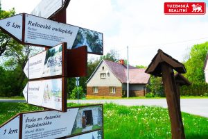 Chalupa v rajské přírodě Jeseníků. Skály, Horní Město, Rýmařov.