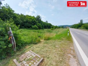 Stavební pozemek na výrobní a skladovací haly, kanceláře atd. v Šebrově mezi Blanskem a Brnem.