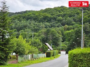 Byt 4+1 se zahradou a velkými hezkými sklepy v Kociánově, v Loučné nad Desnou v Jeseníkách.