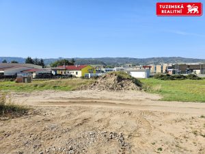 Stavební pozemek č. 6, o ploše 1071 m2 na rodinný dům v Ráječku u Blanska