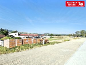 Stavební pozemek č. 6, o ploše 1071 m2 na rodinný dům v Ráječku u Blanska
