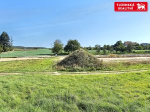 Stavební pozemek č. 6, o ploše 1071 m2 na rodinný dům v Ráječku u Blanska