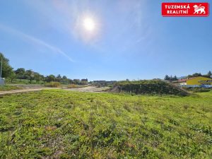 Stavební pozemek č. 6, o ploše 1071 m2 na rodinný dům v Ráječku u Blanska