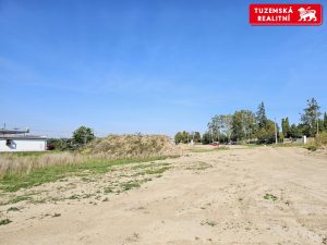Stavební pozemek č. 6, o ploše 1071 m2 na rodinný dům v Ráječku u Blanska