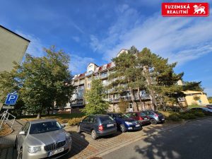 Velký, pěkný, mezonetový byt 4+kk o 101m2, s balkónem a hezkým výhledem v Blansku.