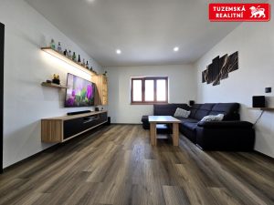 Zrekonstruovaný byt 3+1 se zahradou, tepelným čerpadlem, klimatizací a parkováním v Olomouci .