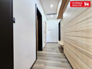 Zrekonstruovaný byt 3+1 se zahradou, tepelným čerpadlem, klimatizací a parkováním v Olomouci .