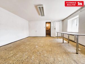 Unikátní prostor v srdci Hané: Váš nový domov, kancelář. Mladějovice u Šternberka