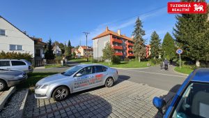 Pěkný zrekonstruovaný byt 2+1 o 59m2, v hezkém revitalizovaném bytovém domě ve Velkých Opatovicích.