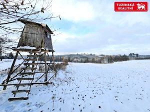 Diamant mezi pozemky se zemědělskou usedlostí, Kořenec u Boskovic.