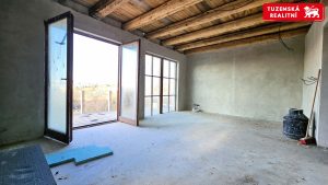 Celoročně obyvatelná zděná chata 5+kk, Brno-Řečkovice.